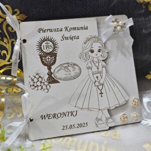 Pamiątka Pierwszej Komunii Świętej 3D Personalizowana Drewniana Kartka dla Dziewczynki