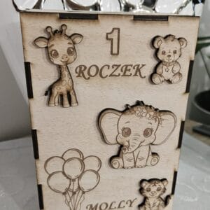 Personalizowana Skarbonka 3D na 1 Roczek – Pamiątka  (Zwierzątka Safari)